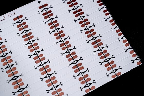 kopen Hoge kwaliteit dubbellagig flexibel PCB met witte film en OSP-antioxidant voor LED-verlichting online manufacture