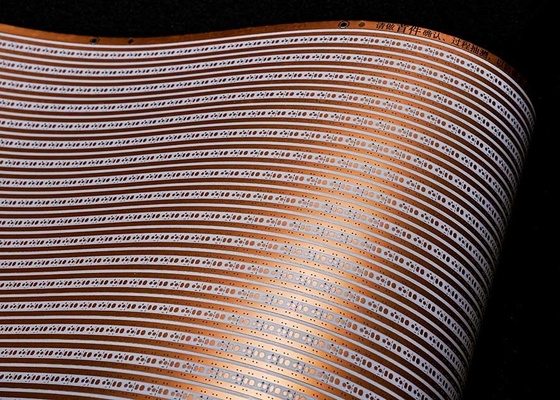 Op maat gemaakte flexibele pcb-plaat voor led 12v dubbellagerafdruk witte film fpc-plaat